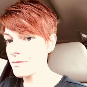 Meet your Posher, Halie